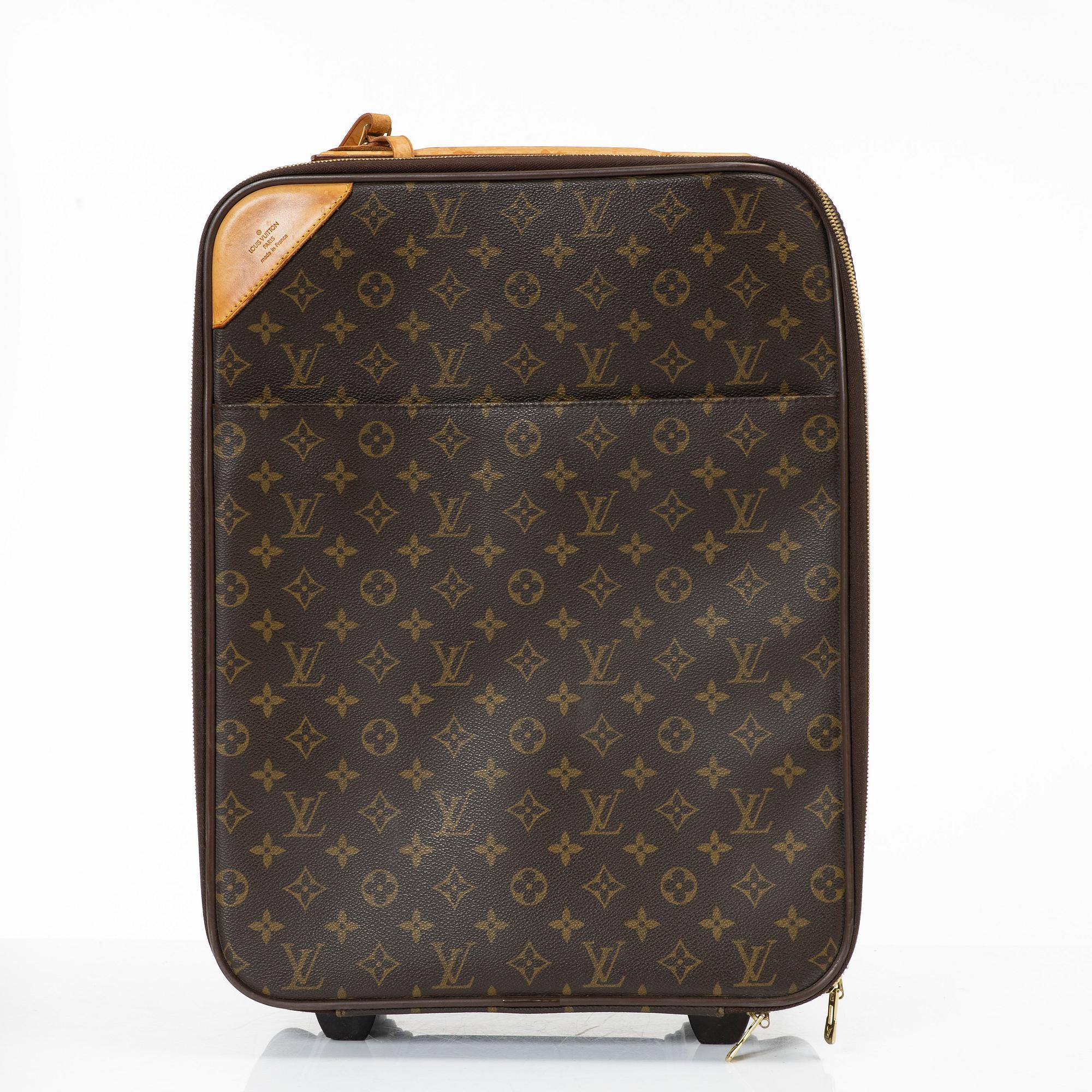 Louis Vuitton, Luggage/cabin bag, "Pégase 45", 2001.