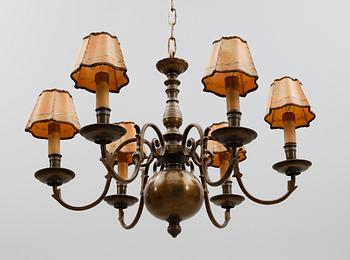 TAKKRONA, barockstil, 1900-talets första hälft. Höjd ca 45 cm.