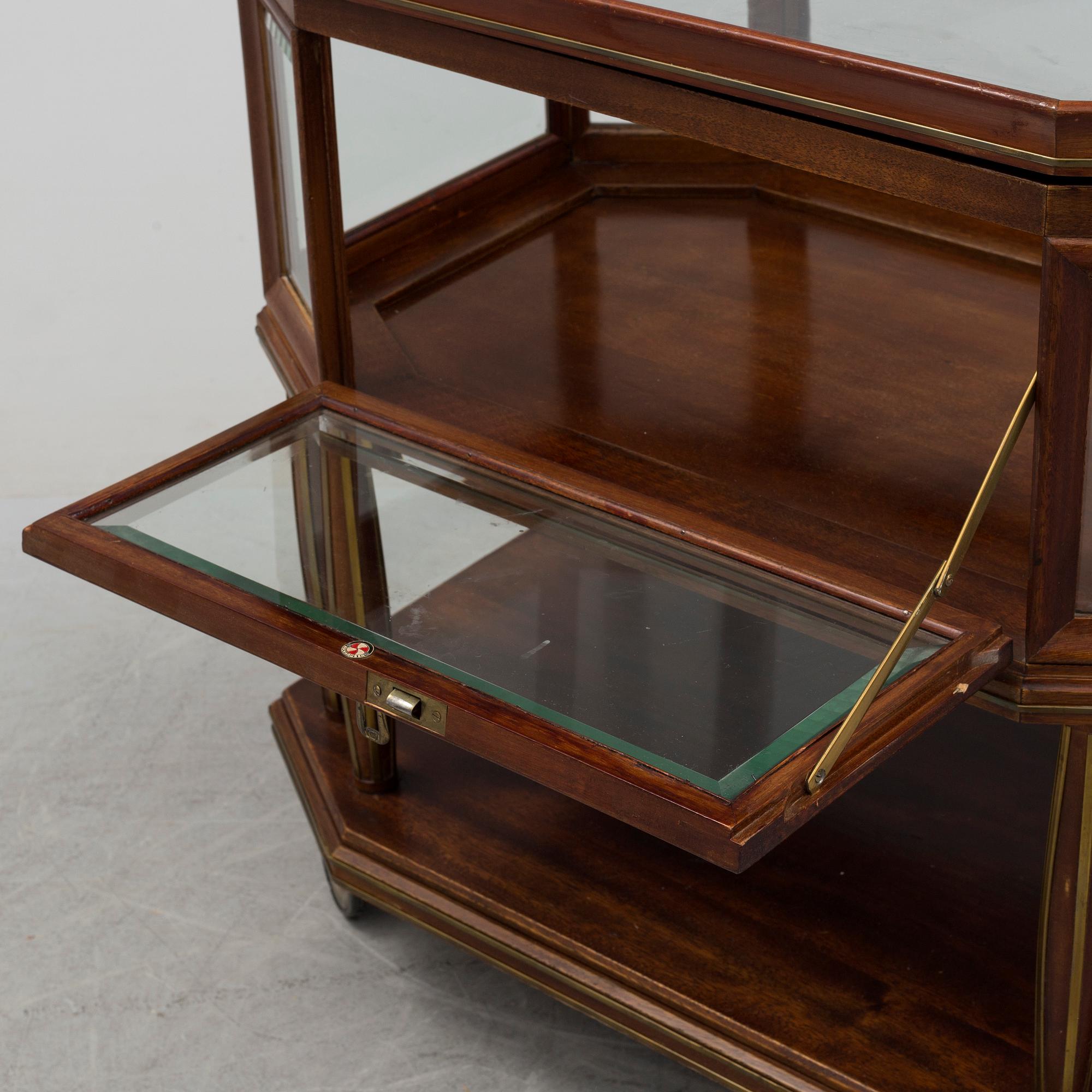 A 20th century serving trolley.