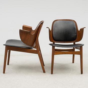 KARMSTOLAR, ett par, "107", Hans Olsen, Jorgensen Bramin furniture, Danmark.