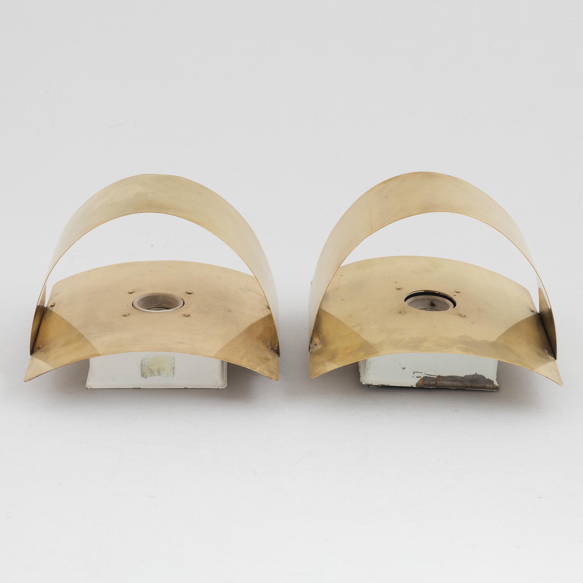 Peter Celsing, a pair of  'Band' wall lamps, Falkenberg lighting, late 20th century.