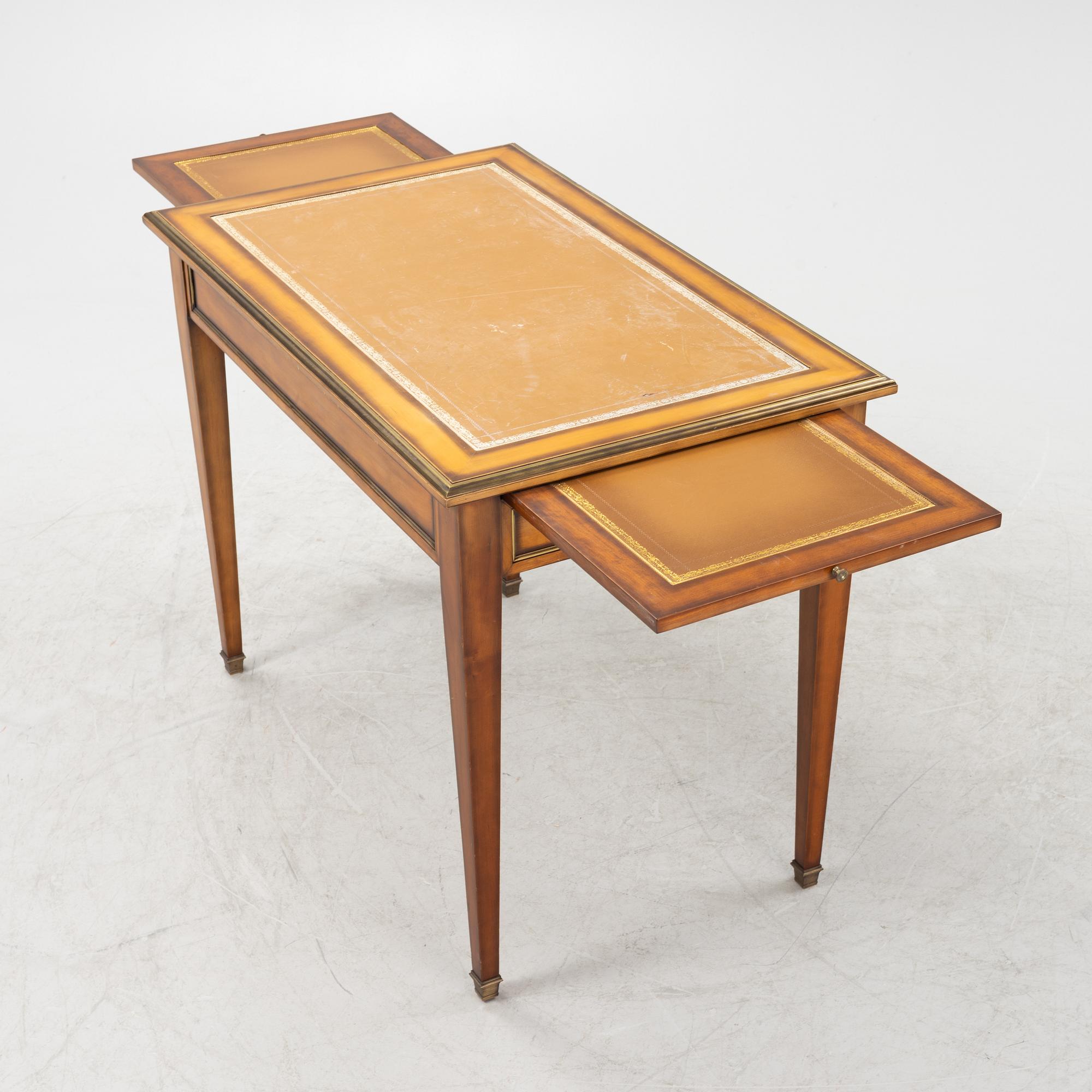 A late 20th century desk.