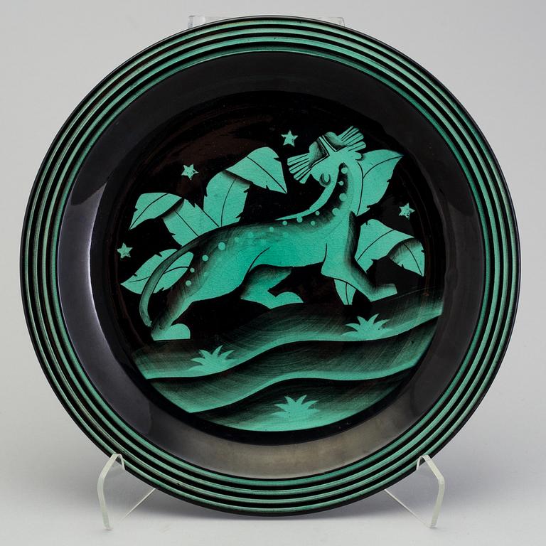 A dish of the "V series", Ilse Claesson for Rörstrand 1930´s.