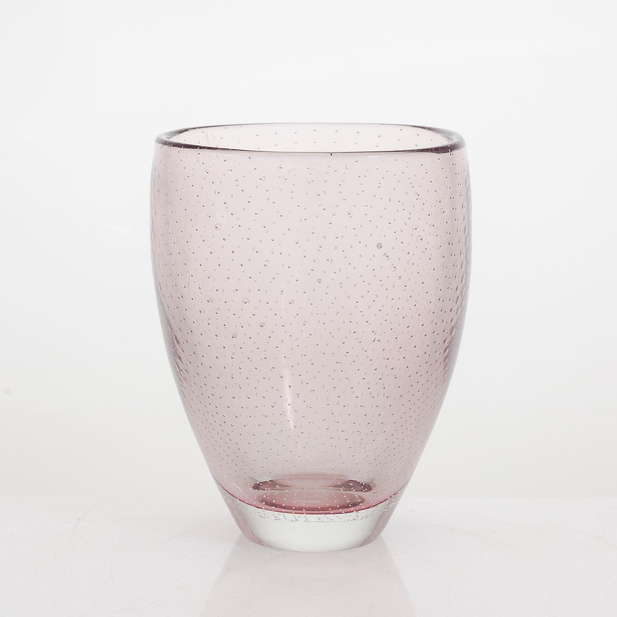 Gunnel Nyman, vas, signerad G. Nyman, Nuutajärvi Notsjö.