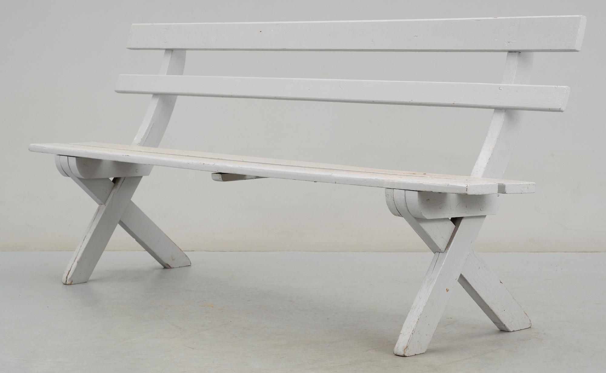 TRÄDGÅRDSBÄNK, trä, 1900-talets första hälft.