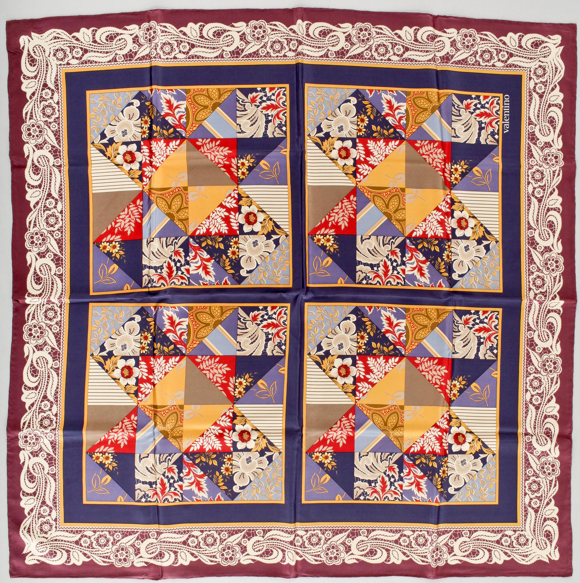 SCARVES, 3 st, silke, 1980/90-tal, bl a Hermès.