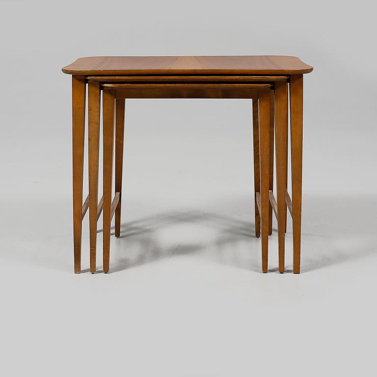 SATSBORD, 3 delar, Ferdinand Lundqvist, omkring 1900-talets mitt.