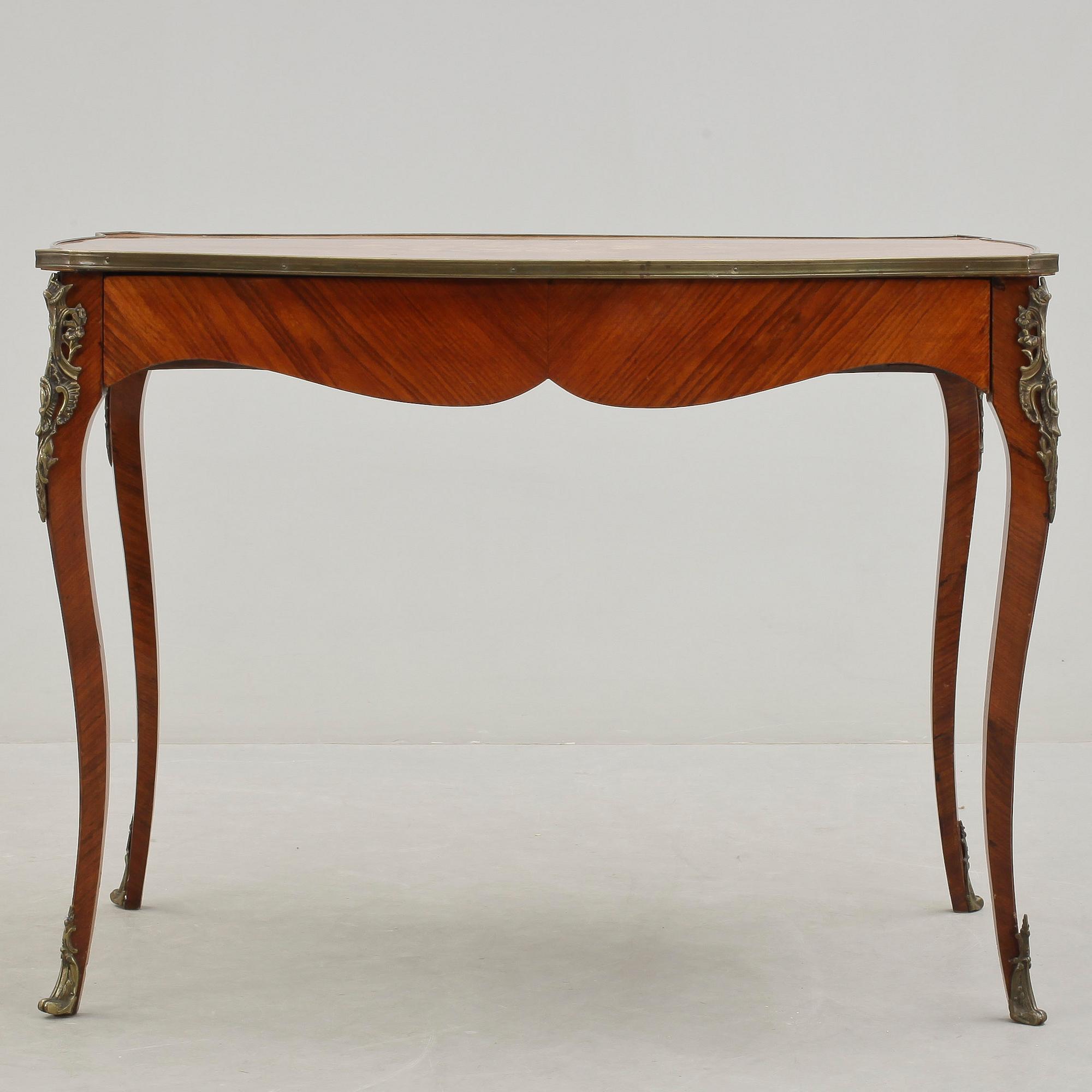 BORD, Louis XV-stil, tidigt 1900-tal.