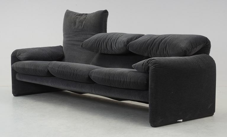 SOFFA, "Maralunga", Vico Magistretti för Cassina.