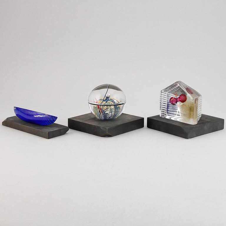 Bertil Vallien, three Kosta Boda glass sculptures.
