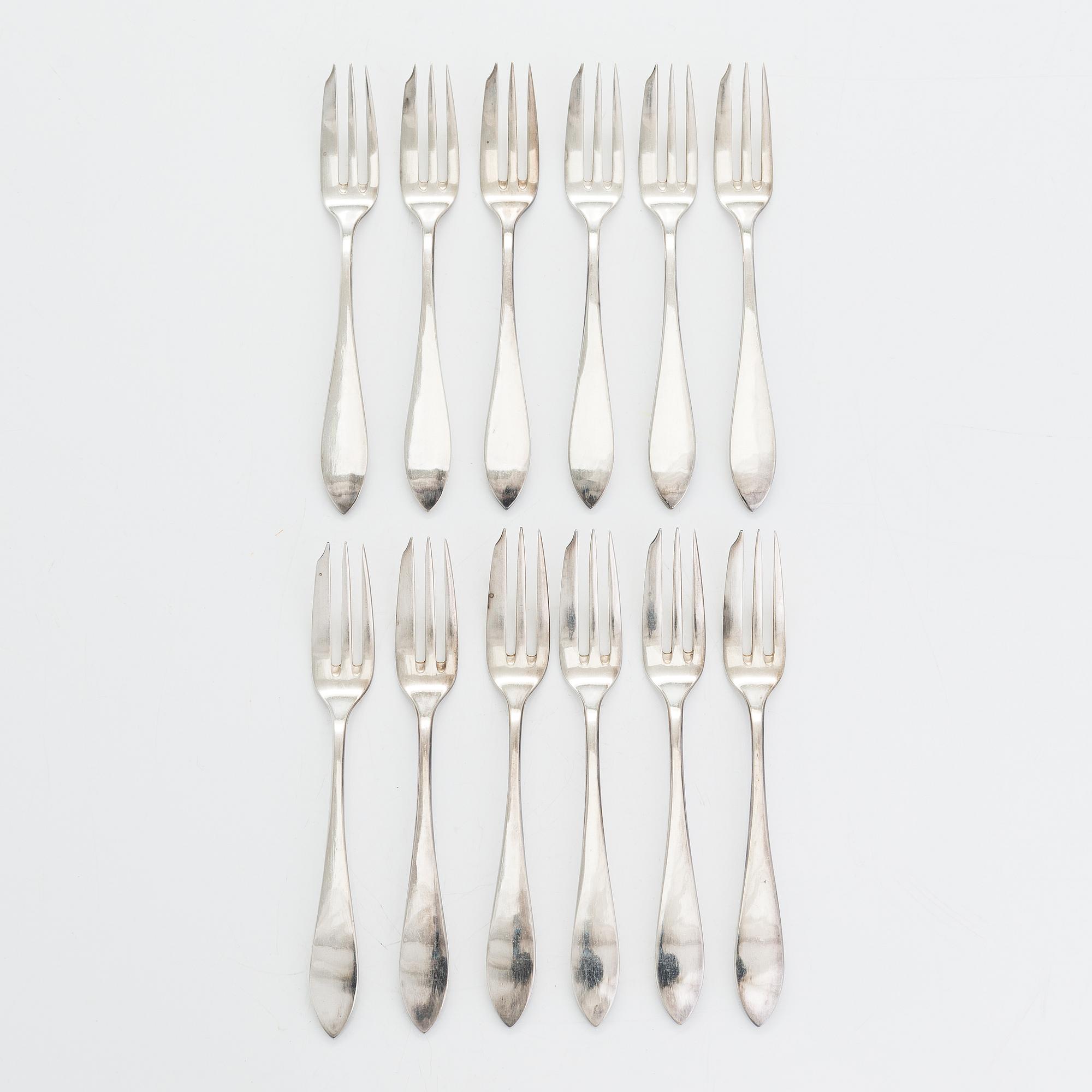 Bestickuppsättning för 12, totalt 108 delar, silver, Warszawa, Polen 1931-1963.