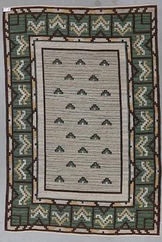 MATTA, sannolikt Sverige, rölakan, 1920/40-tal. Ca 285 x 195 cm.