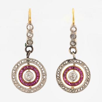 Earrings in gold with rubies and old-cut and rose-cut diamonds.