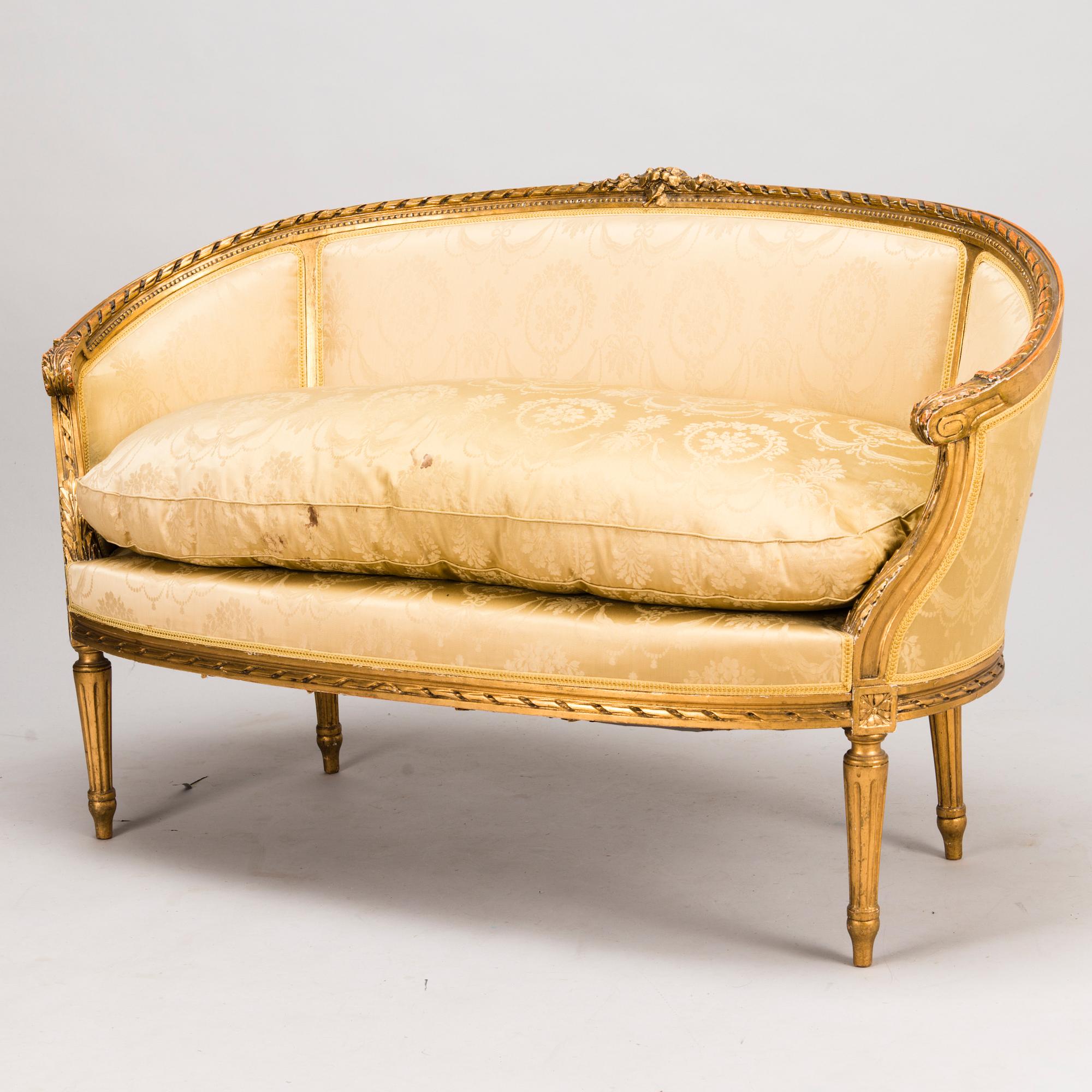 SOFFA, sk. badkarssoffa, gustaviansk stil, kring år 1900.