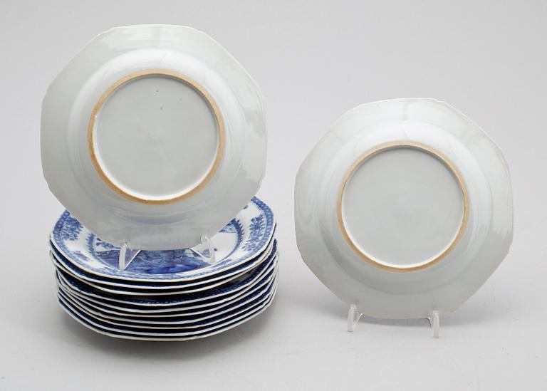 ASSIETTER, 12 st, porslin, Kina, 1700-/1800-tal.