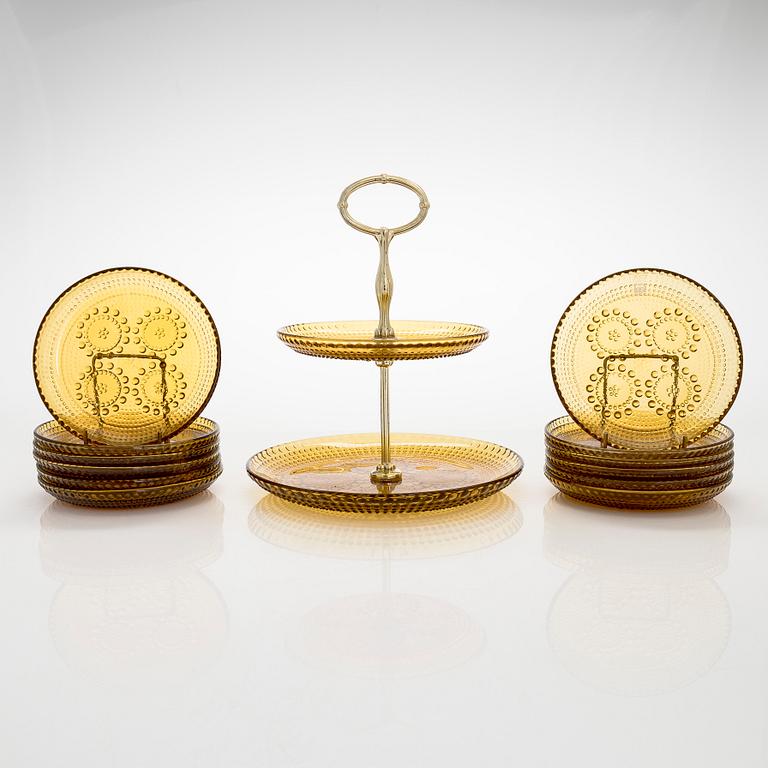 Nanny Still, A "Grapponia" cake stand and 12 side plates,  Riihimäen Lasi, Finland, 1970s.