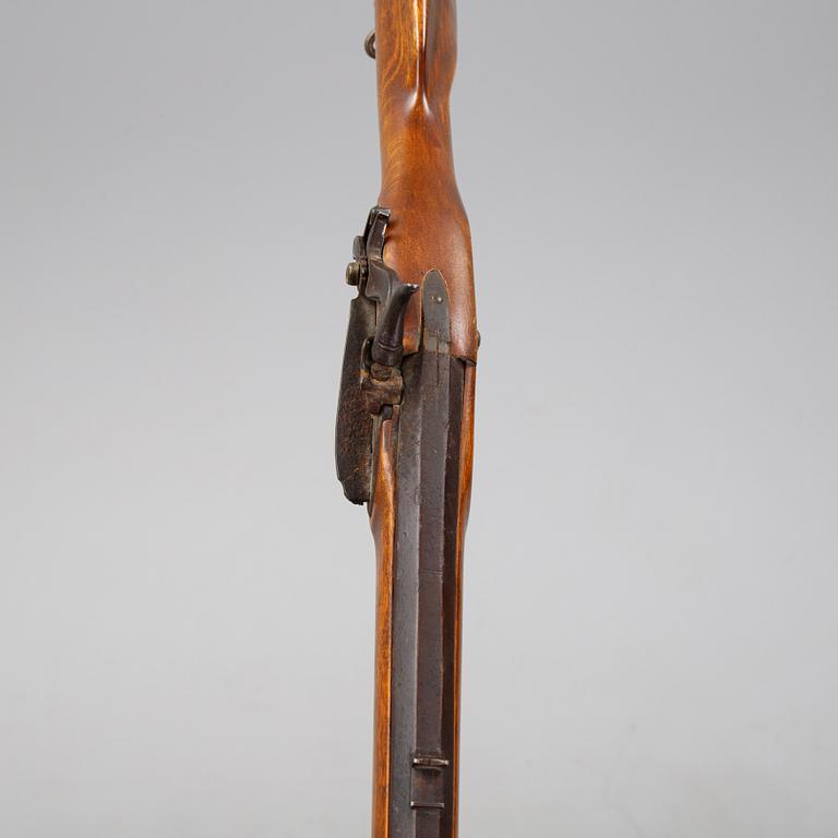 A percussion snap lock rifle, 19th Century.