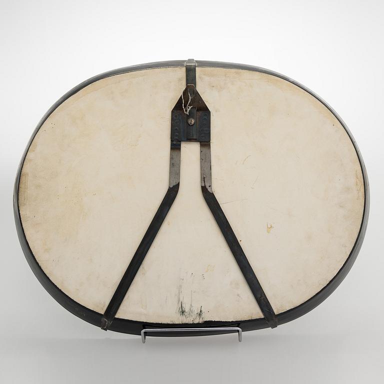 Birger Kaipiainen, a ceramic decorative dish signed Kaipiainen Arabia.
