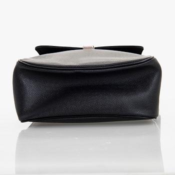 Louis Vuitton, A 'Yaranga' bag.