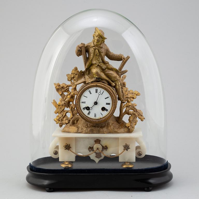 An end of the 19th century mantle clock.