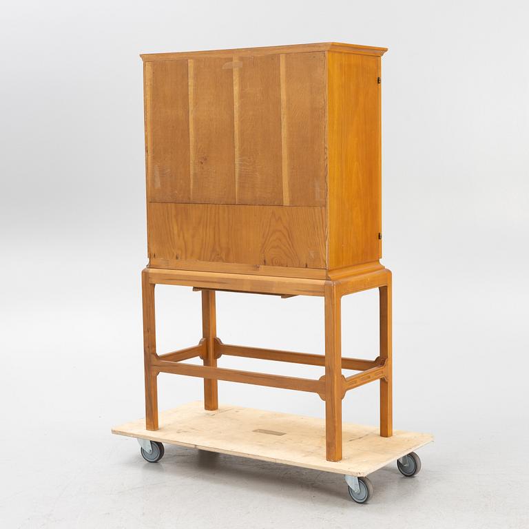 Eugen Höglund, a cabinet, "Tidens Cavalcade", Vetlanda, Sweden, 1953.