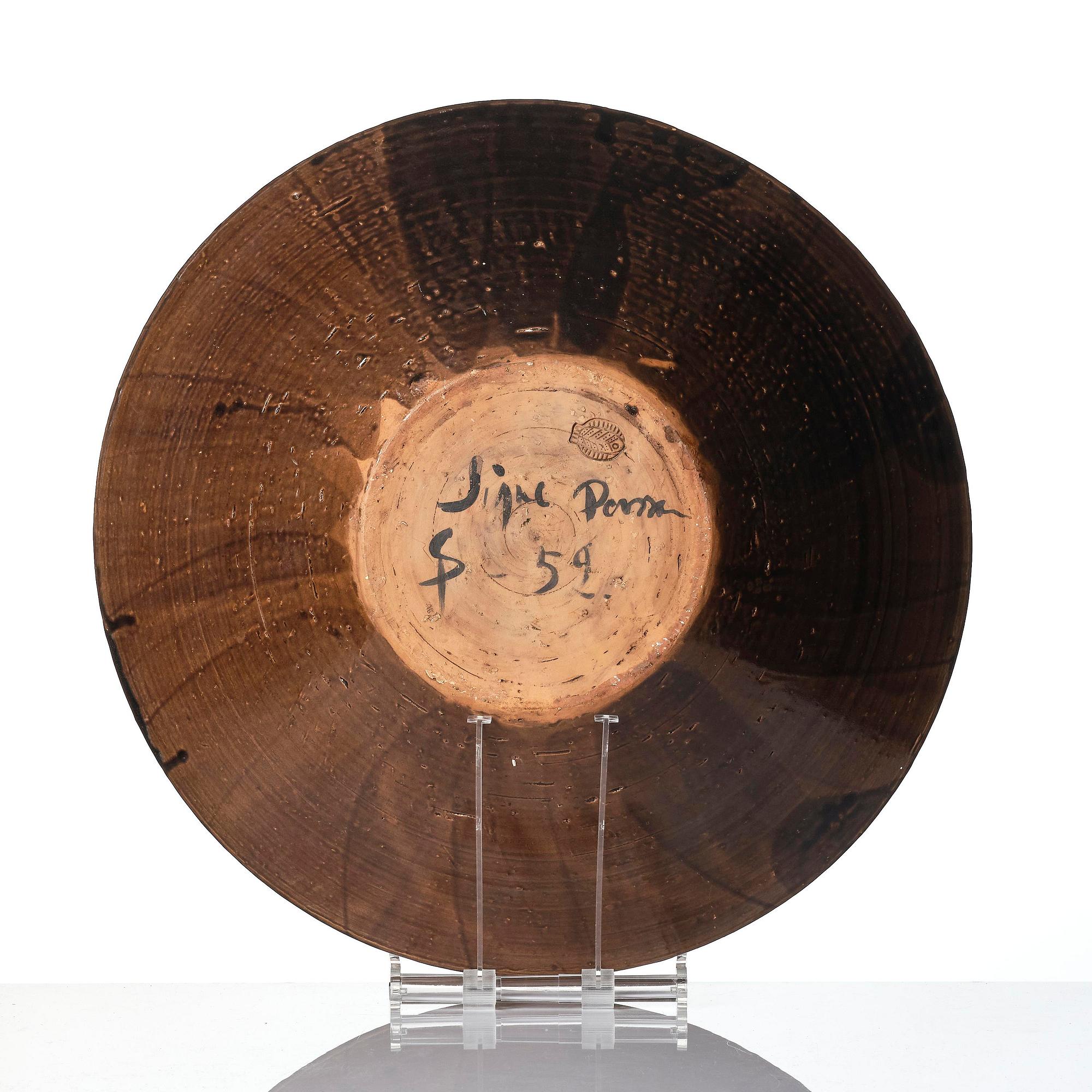 Signe Persson-Melin, a grand ceramic dish, executed in her workshop, Malmö 1959.