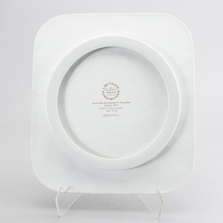 VICTOR VASARELY, Rosenthal, Edition-77, porcelaine.