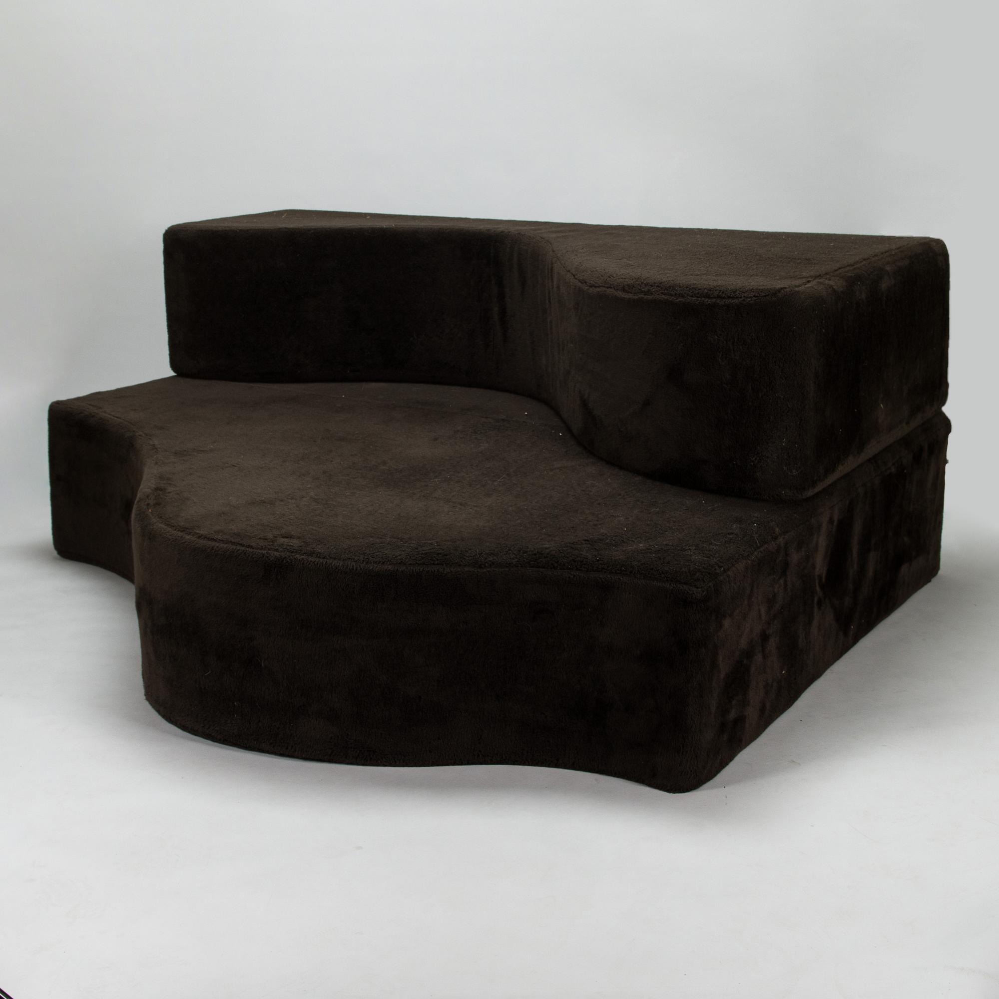 Kaisa Blomstedt, a 1970s 'Cuddling' sofa for Utopia.