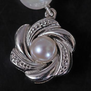 COLLIER, odlade pärlor.