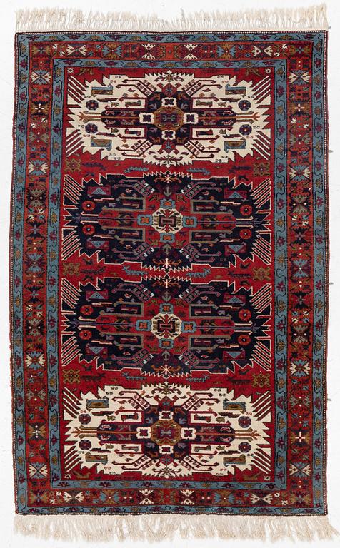 Carpet, northwest Persian, approx. 230 x 150 cm.