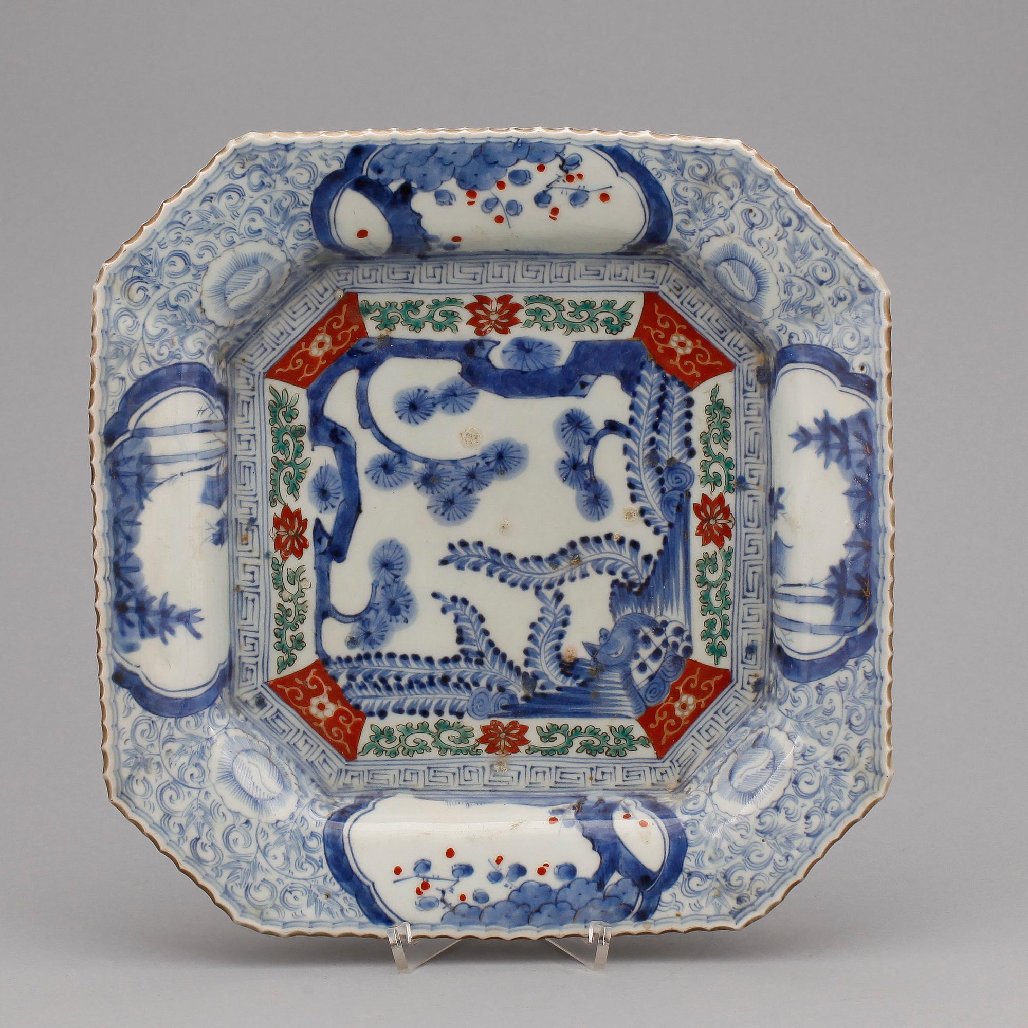 FAT, ett par snarlika, imari, Japan, 1800-talets slut.