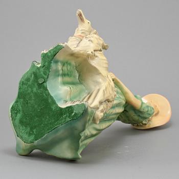 FIGURIN, gips, Bernardi Konstgjuteri, Göteborg, 1900-talets första hälft.