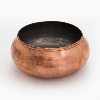 Maija Heikinheimo, a mid-20th-century copper bowl, manufacturer Valaistustyö for Artek.