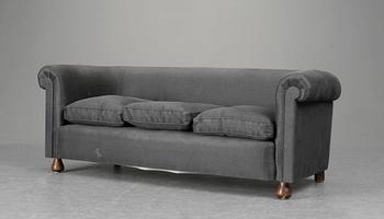 705. SOFFA, "Chesterfield".
Josef Frank, Firma Svenskt Tenn.