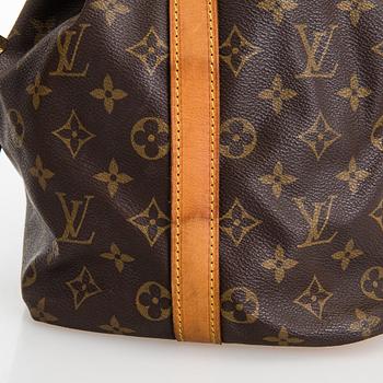 Louis Vuitton, "Petit Noé" bag.
