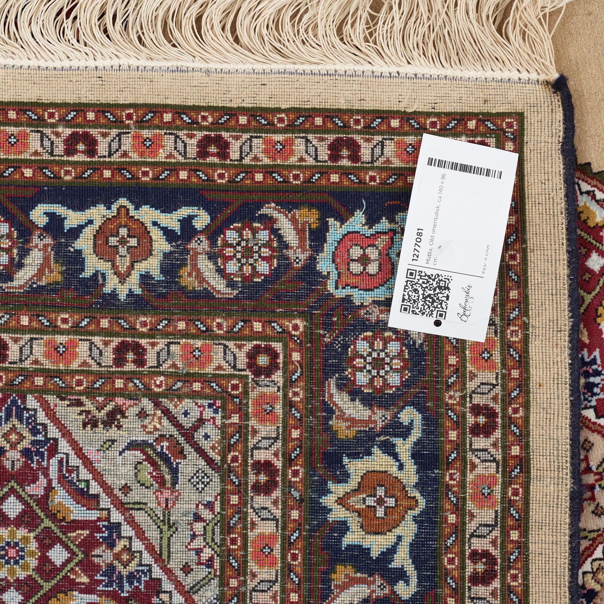 A rug old oriental, ca 140 x 96 cm.