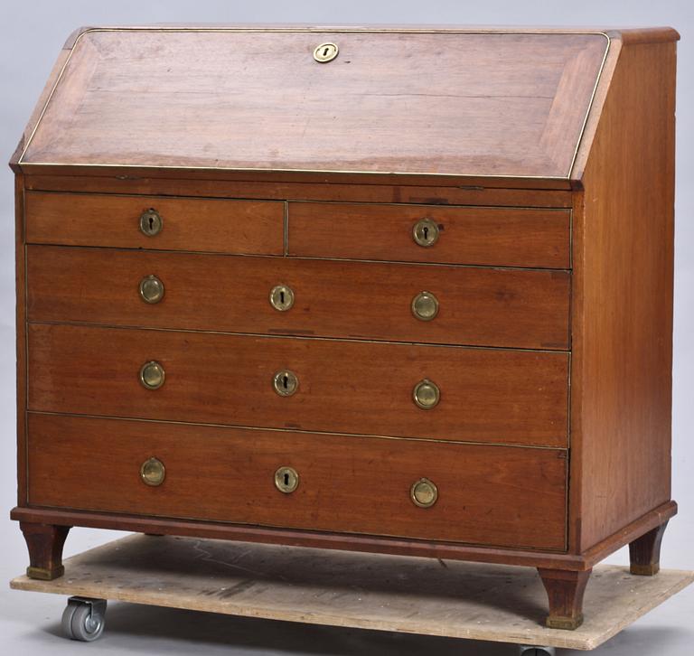 SEKRETÄR, sengustaviansk, omkring 1800.