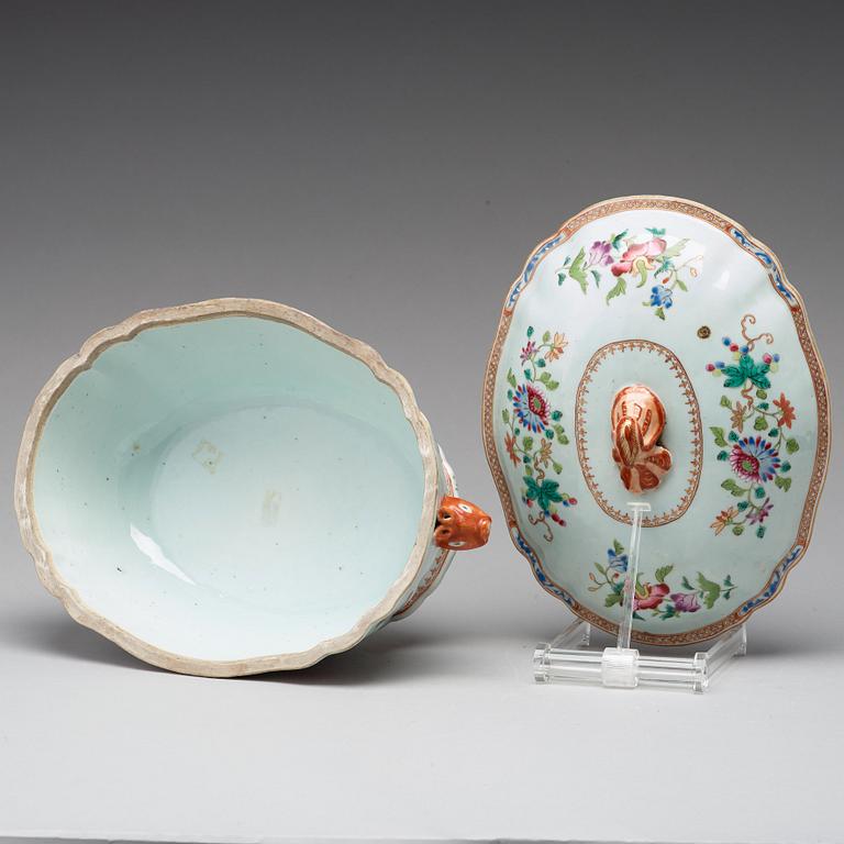 A famille rose 'double peacock' tureen with cover, Qing dynasty, Qianlong (1736-95).