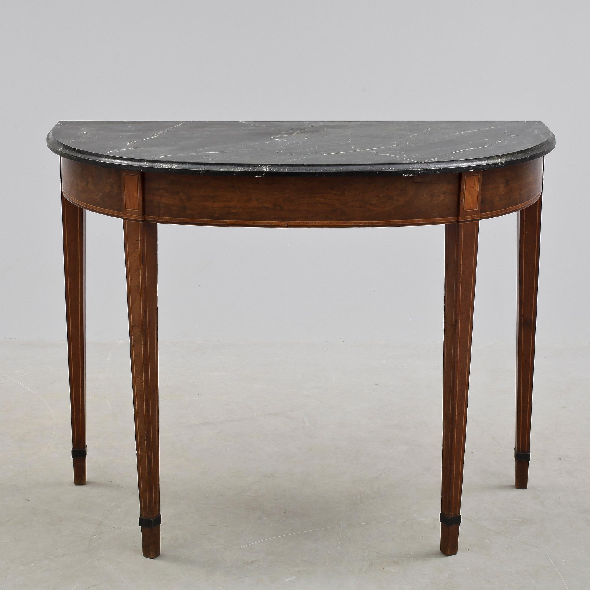KONSOLBORD, sengustavianskt, 1800-tal.