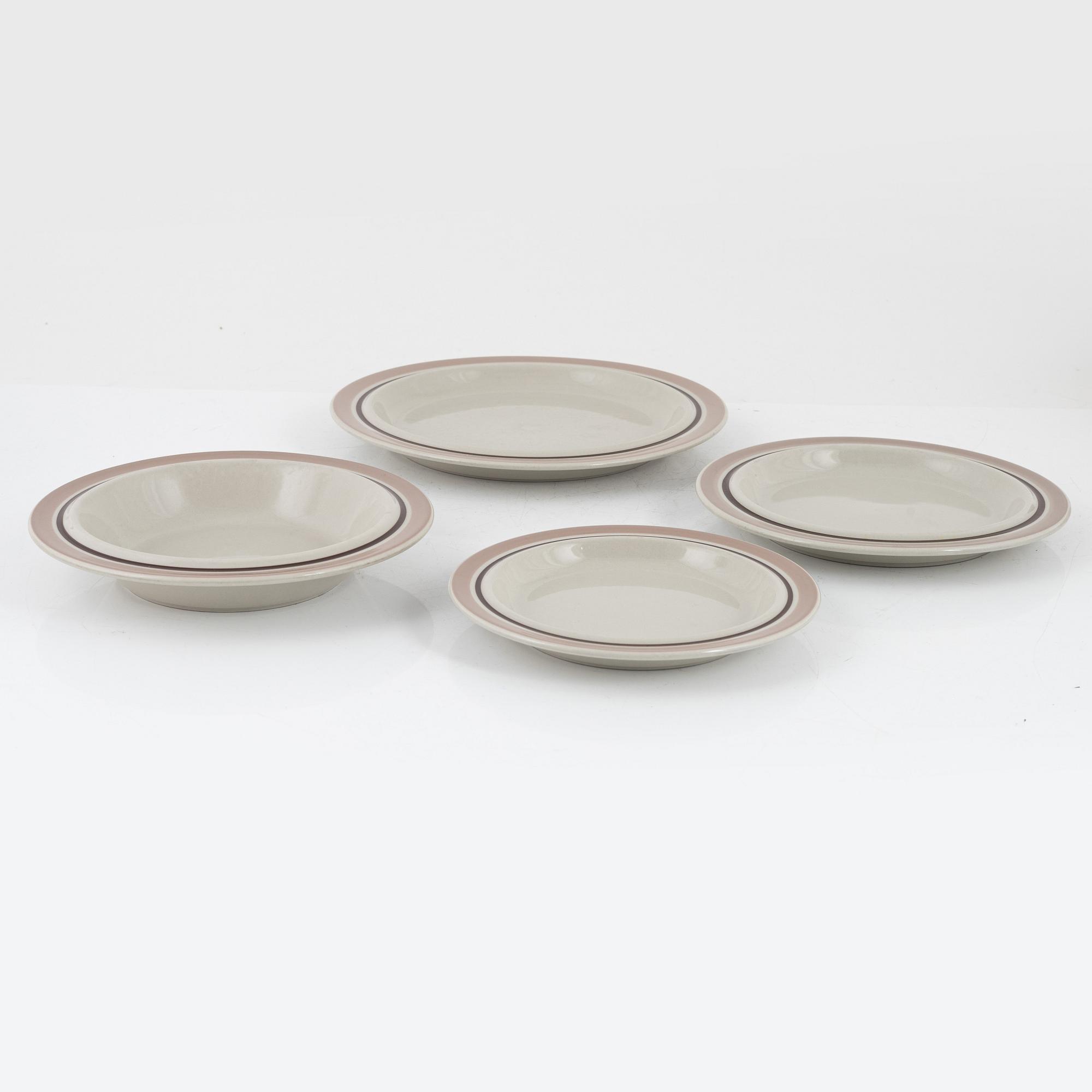 Ulla Procopé, a set of 36 service parts, "Koralli", Arabia, Finland.