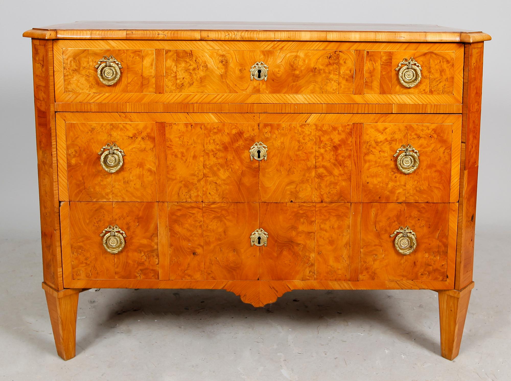 BYRÅ, sengustaviansk, 1700-/1800-tal.