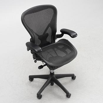 Don Chadwick/Bill Stumpf, desk chair, "Aeron", Herman Miller.