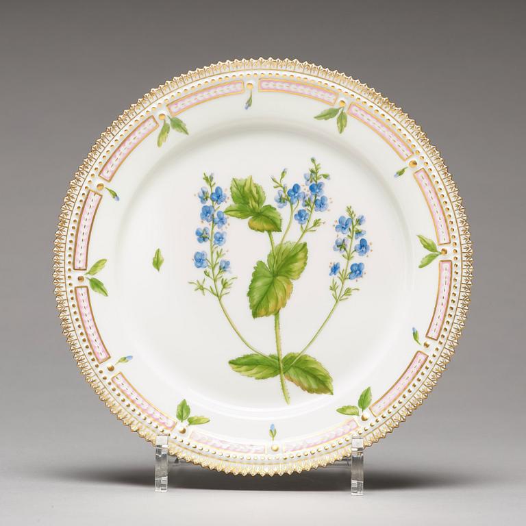 LUNCHTALLRIKAR, 12 stycken (6+6), porslin. "Flora Danica", Royal Copenhagen, Danmark, 1900-tal.