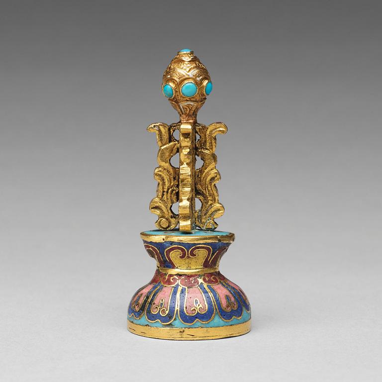 A cloisonné finial/object, Qing dynasty (1664-1912).