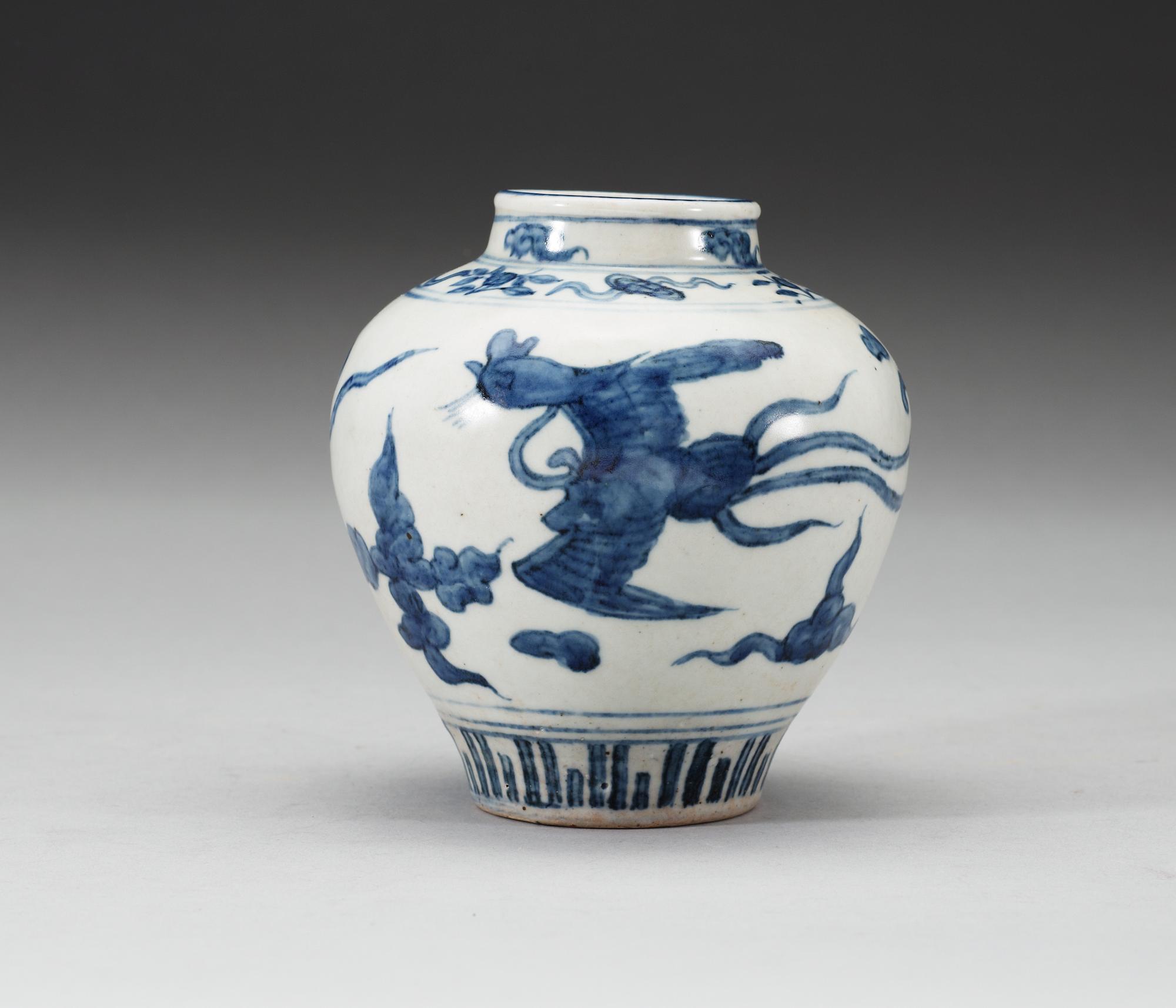 KRUKA, porslin. Ming dynastin, 1500-tal.