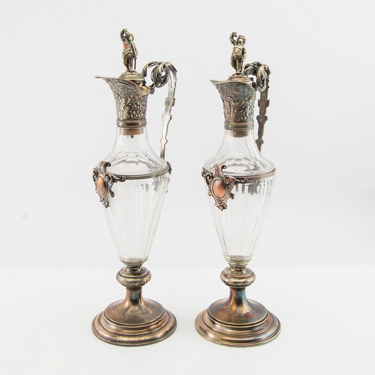 Vinkannor/karaffer ett par 1900-talets början.