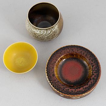 Stig Lindberg, skålar, 3 st, Gustavsbergs Studio, 1969-82, samt fat "Endiv".
