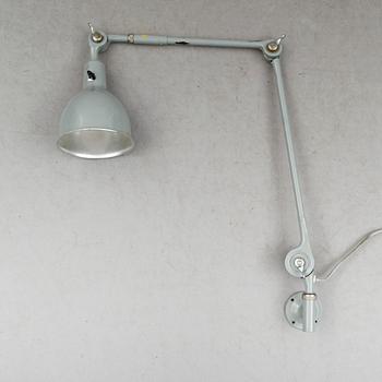 INDUSTRILAMPA, metall, PeFeGe, 1900-talets mitt.