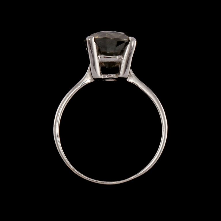 RING, 18k vitguld med briljantslipad diamant ca 3.50 ct. Vikt 4 g.