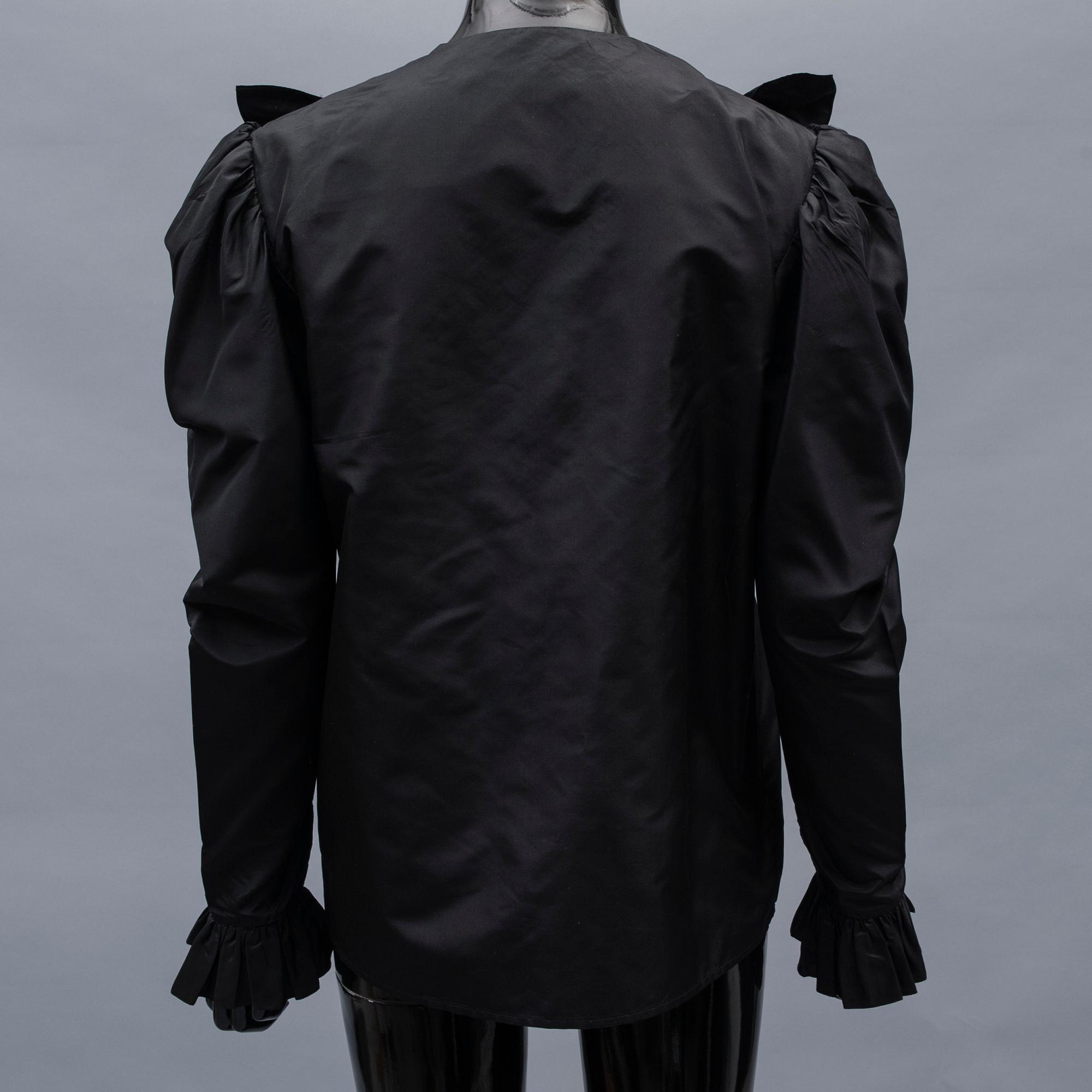 SKJORTA, Yves Saint Laurent.